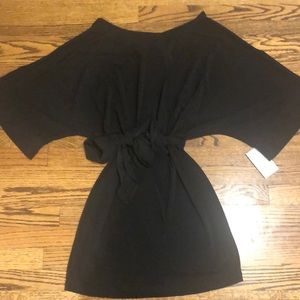 Entro mini dress w/ bell sleeves. Medium. NWT.